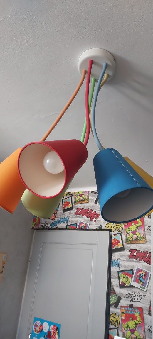 Lampa wisząca do pokoju dziecka