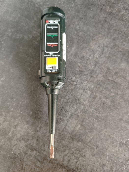 Tester napiecia próbnik indukcyjny śrubokręt LATARKA ANENG B15