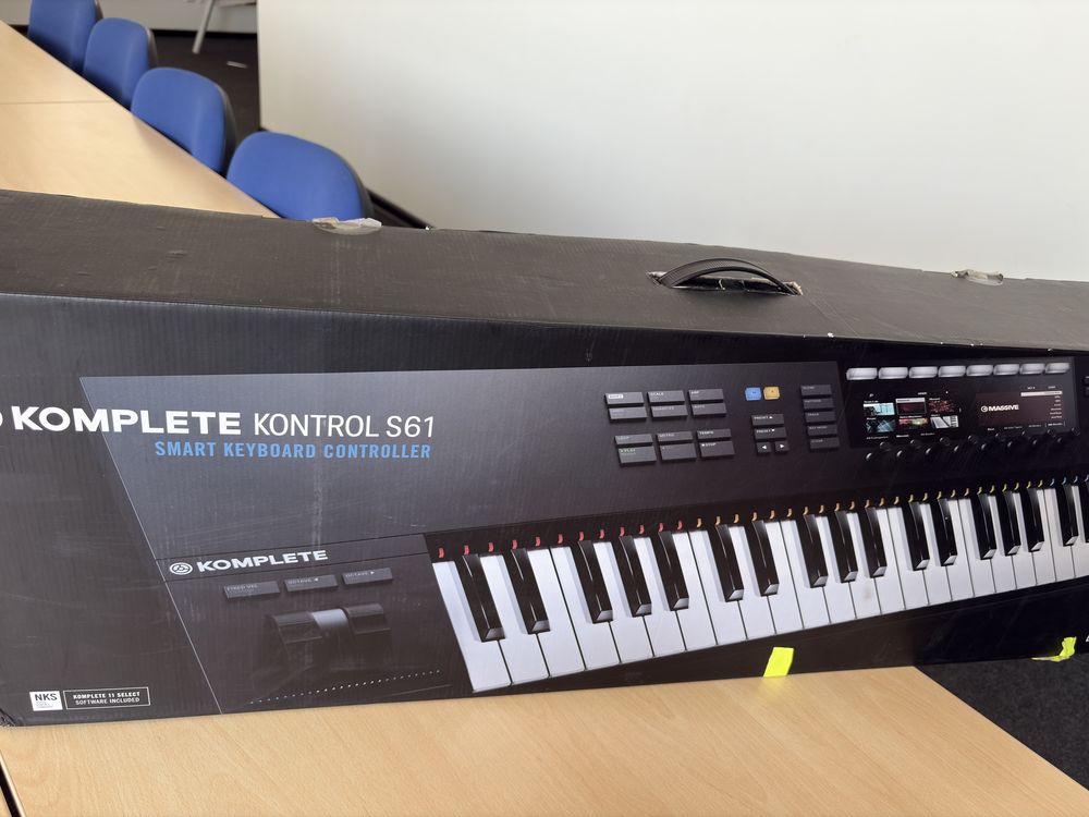 Klawiatura Midi Native Instruments S61 MK2 + Case