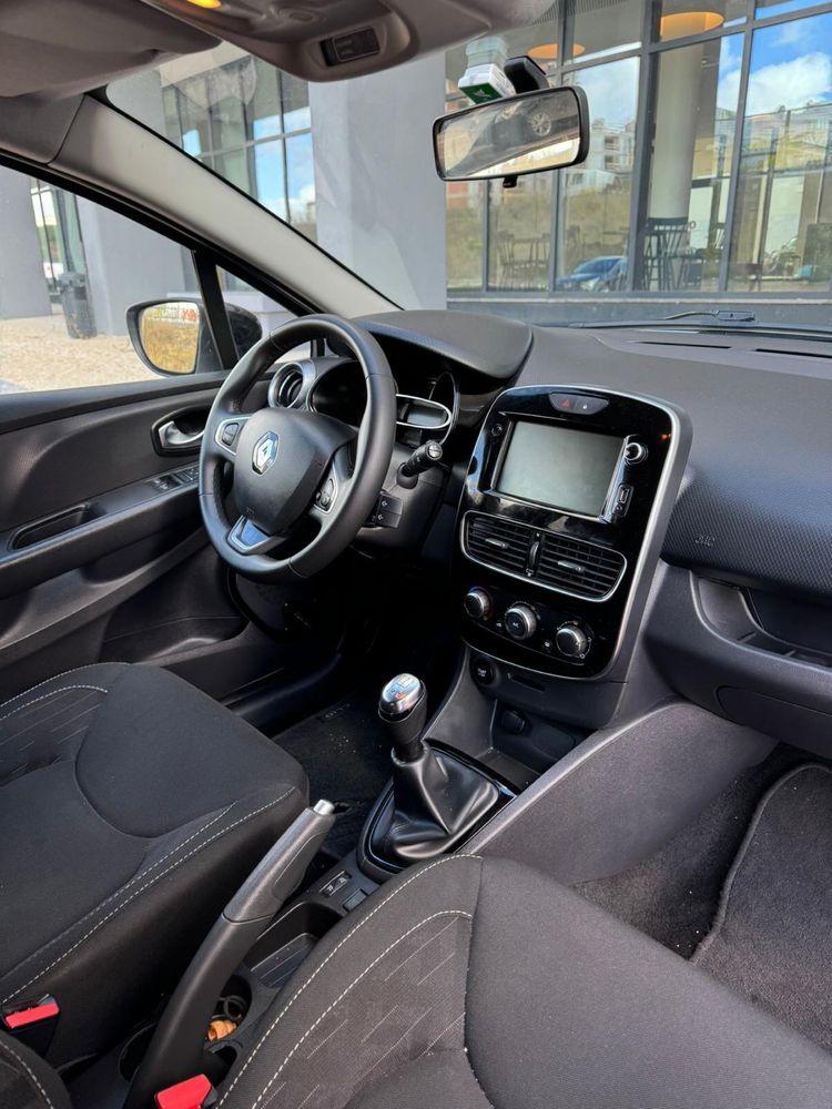 Renault Clio 2019 – 60.000 km – Impecável e pronto a andar