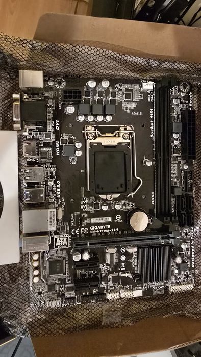 Maderboord bigabyte, com processador i5-7400,