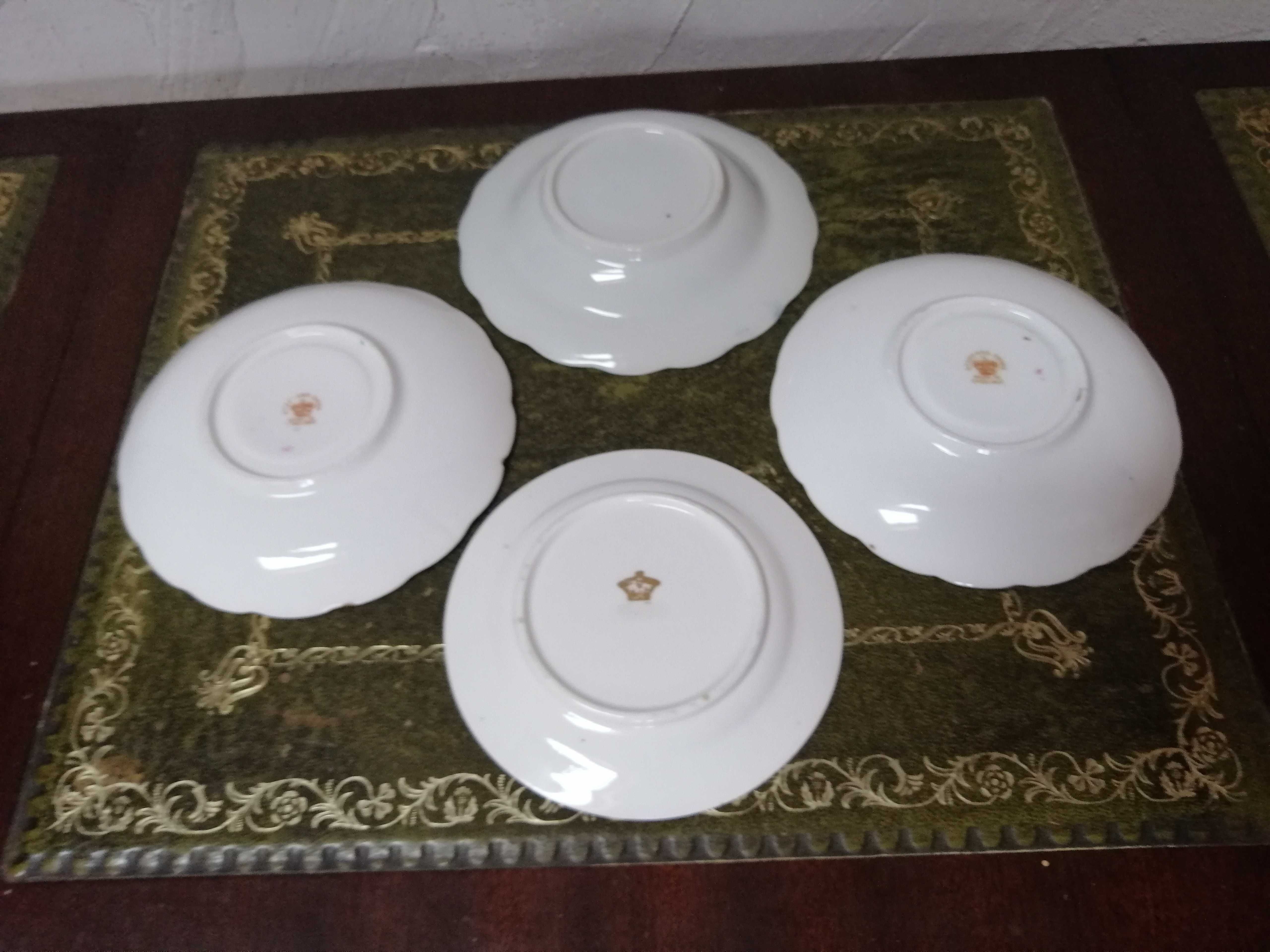 Zestaw 4 starych angielskich porcelanowych talerzyków