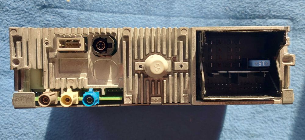 Магнітола з дісплеєм / навігація / телематіка SMEG+ до Peugeot 508.