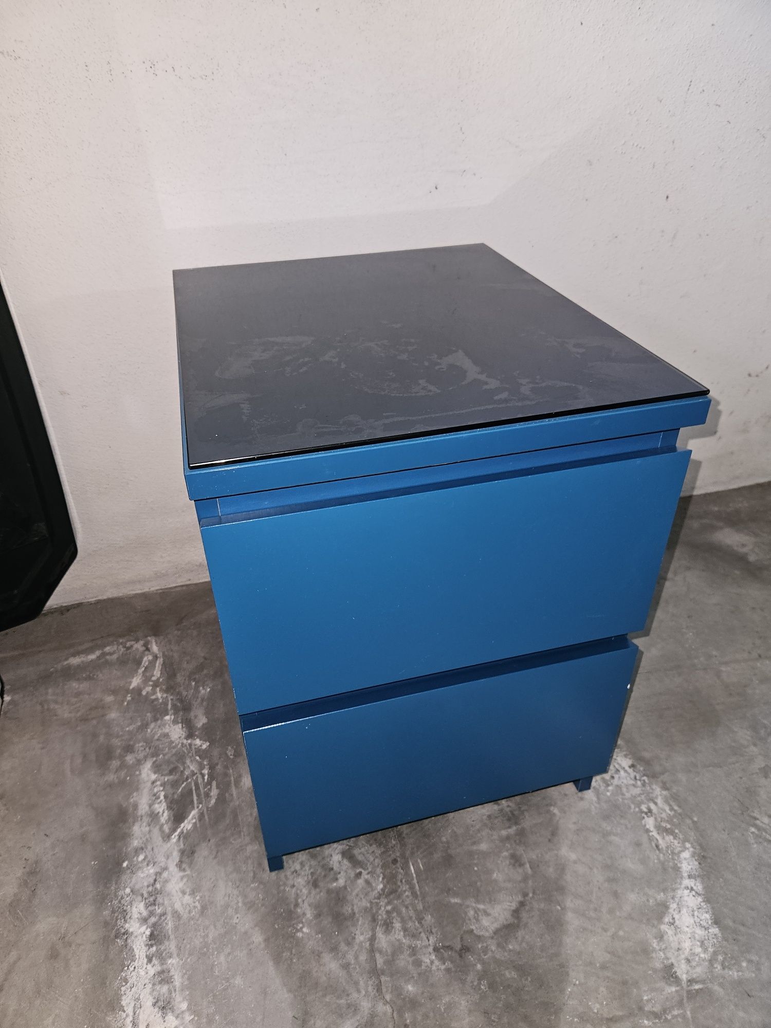 Mesa de cabeceira Ikea