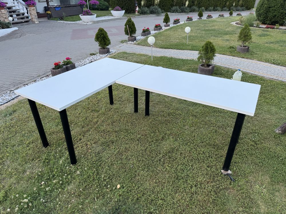 Duże narożne gamingowe biurko