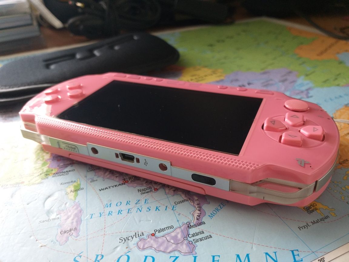 Konsola Sony psp 1000 (1004) Pink unikat stan idealny