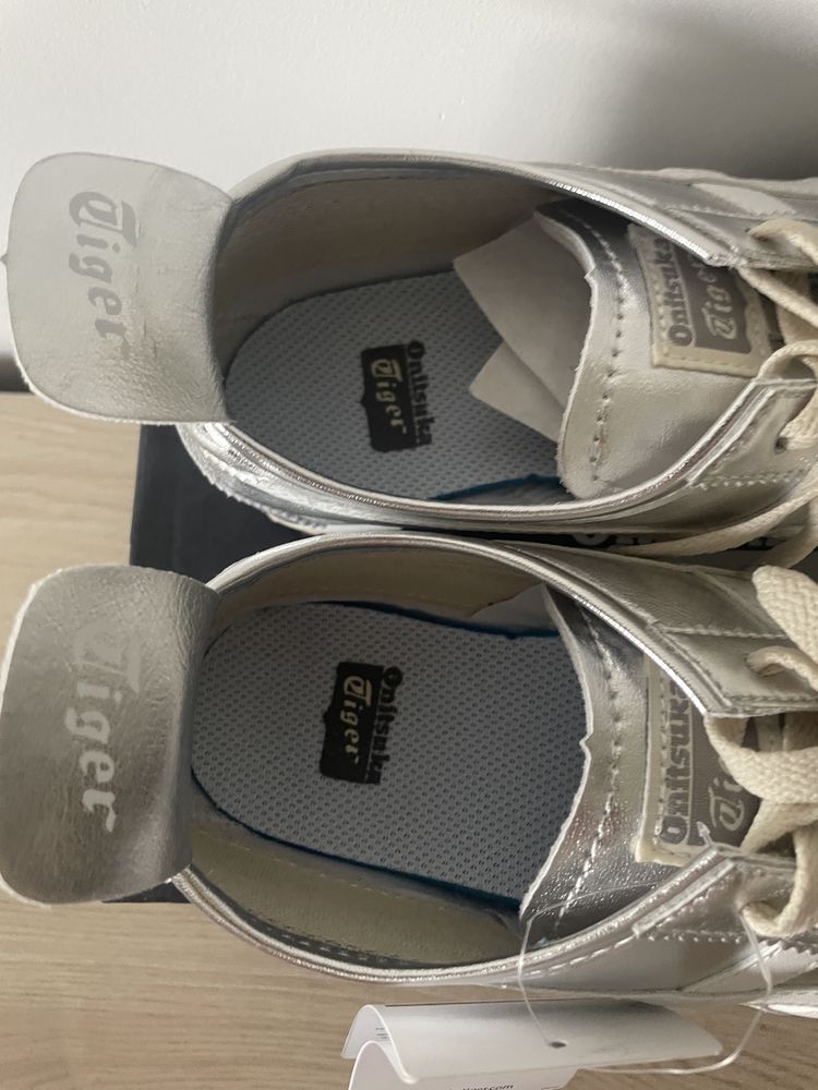 asics tiger onitsuka mexico 66