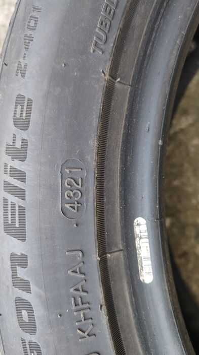 Шини зима 215/50/17 2021 рік