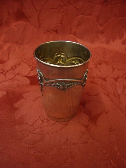 Copo antigo em prata portuguesa