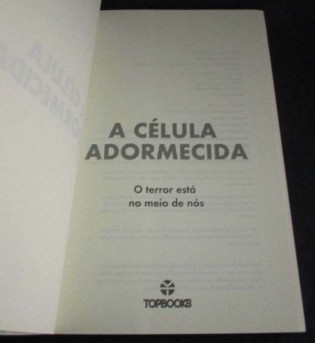 Livro A Célula Adormecida Nuno Nepomuceno
