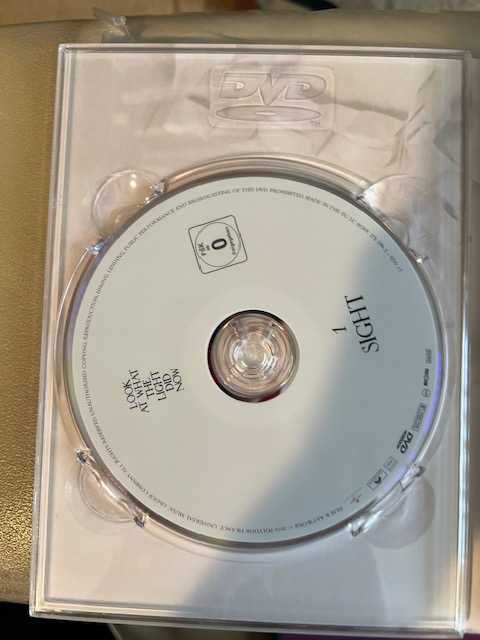 Feist: Look at What The Light Did Now