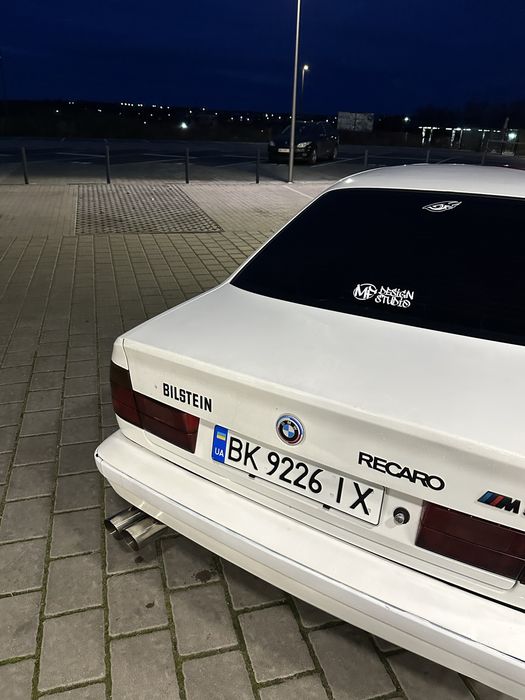 Продам BMW E34 M50B25