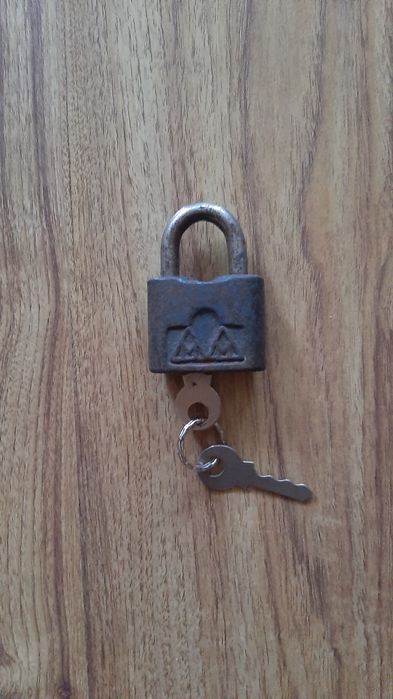 Замок 2 ключа Антикварный Старинный