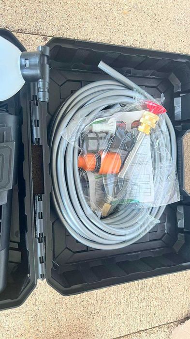 Мийка високого тиску 48 V з двома акумуляторами в кейсі 1000 W