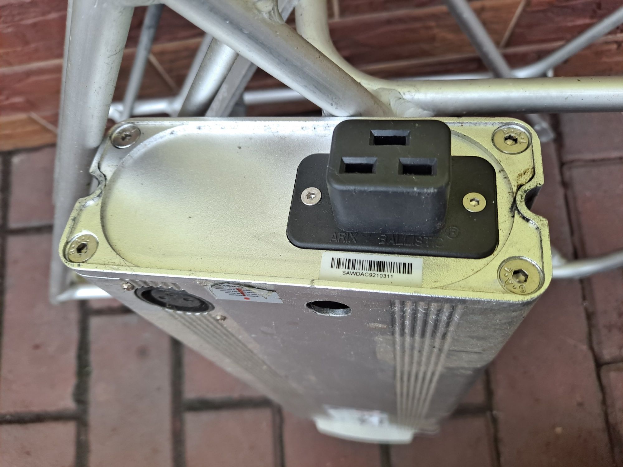 Bateria z bagażnikiem do roweru elektrycznego Bikel