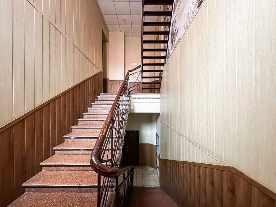 Продам ОСЗ в приближенном к центру районе, по адресу: ул.Малиновского.