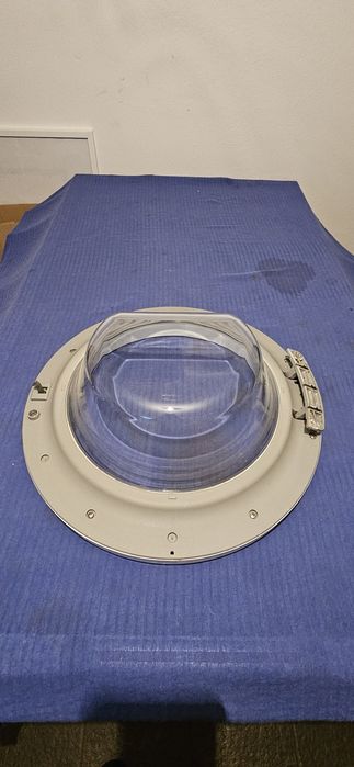 Drzwiczki  i kolo bebna pralki Samsung WF600B0BKWQ