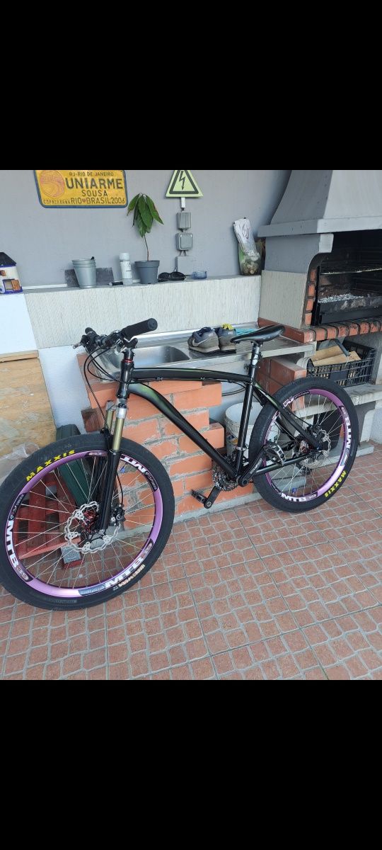 Bicicleta para wheelie
