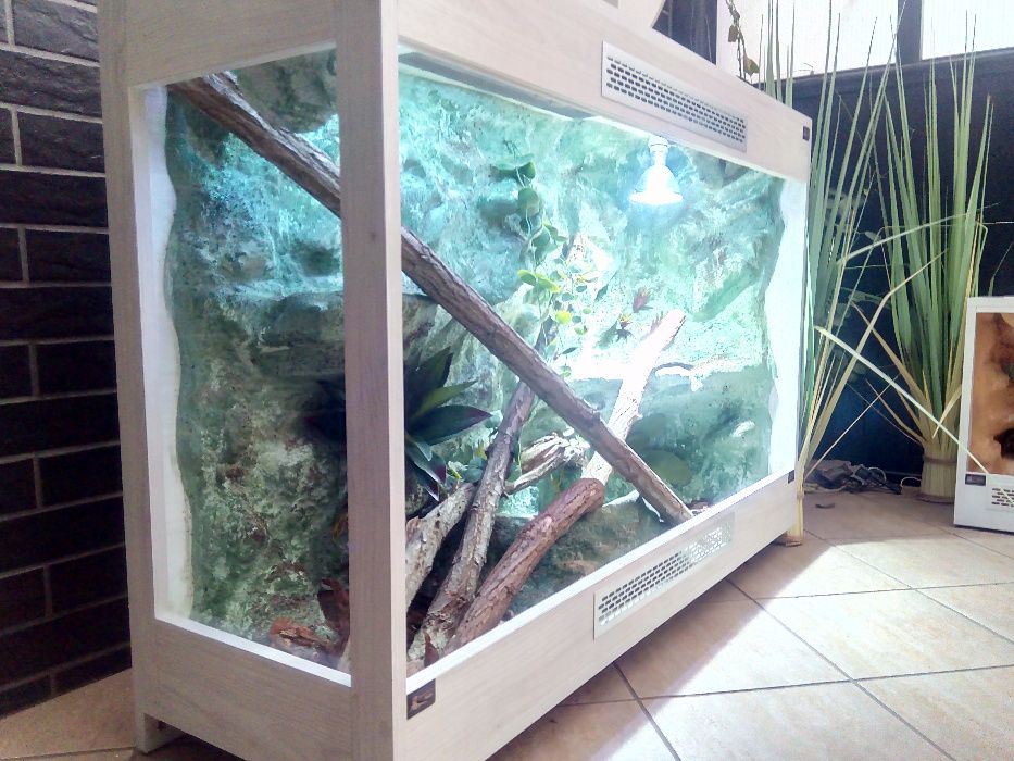 Terrarium dla legwana 120/40/80 nordyckie drewno NA ZAMÓWIENIE