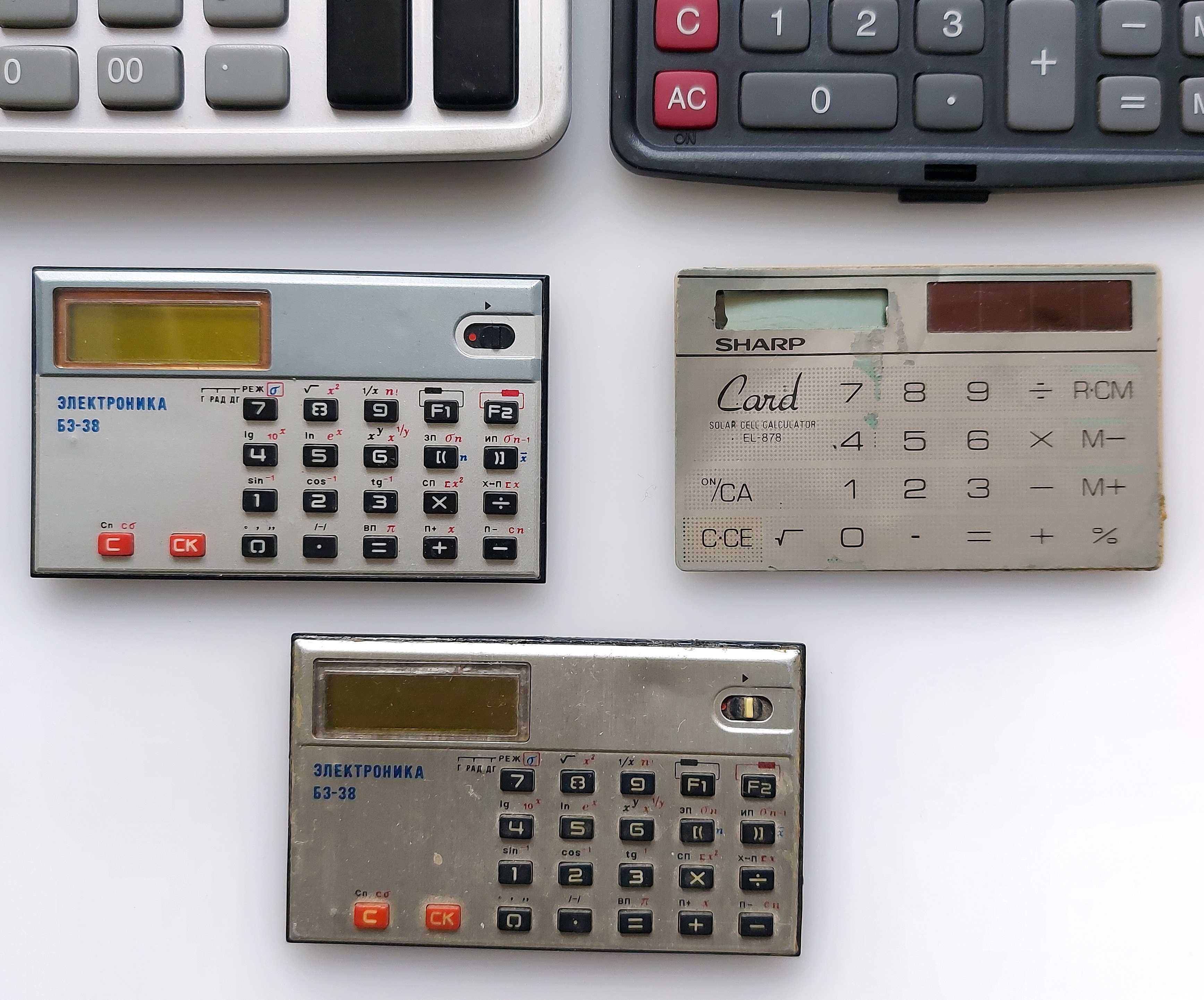 Винтажный Электронный  Калькулятор  Texas Instruments - Casio -Citizen