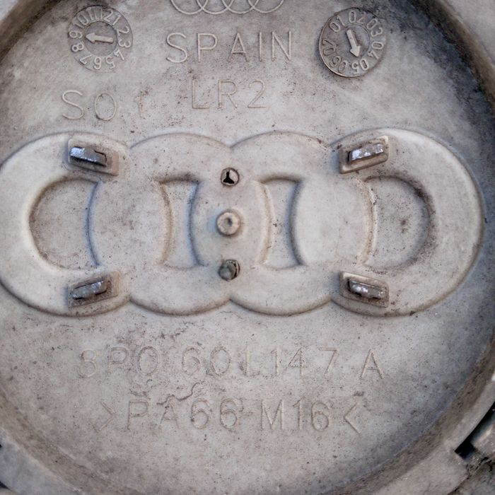 Orginalne kołpaki do Audi