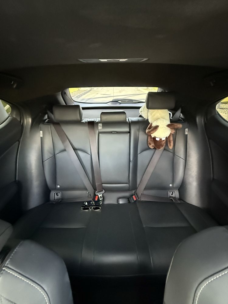 Lexus UX 300e 2020