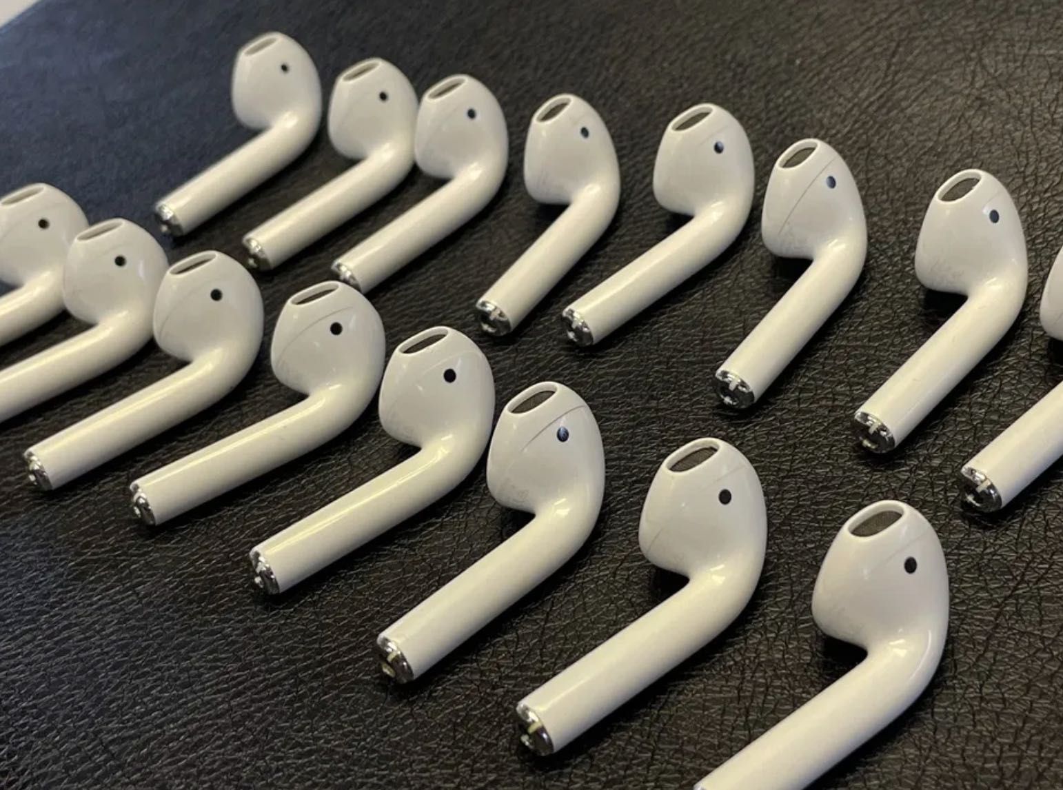 oryginalna lewa słuchawka AirPods 2 a2031