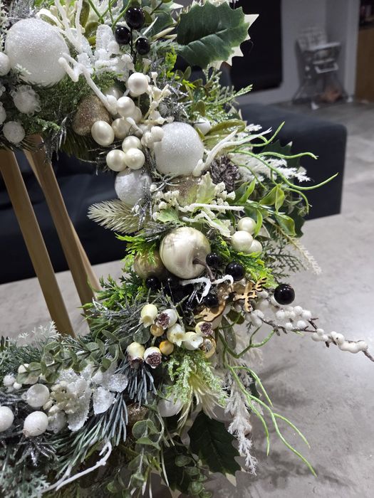 Elegancki Wianek Świąteczny