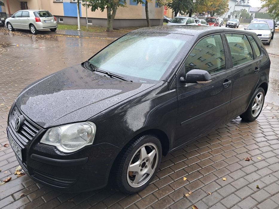 VW Polo benzyna z klimatyzacją, nowy rozrząd, sprzęgło, opony zimowe