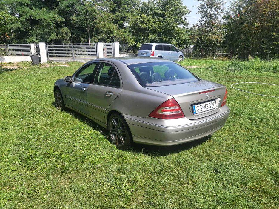 W203 C240 4matic 2005 polift LPG, oryginalne felgi AMG