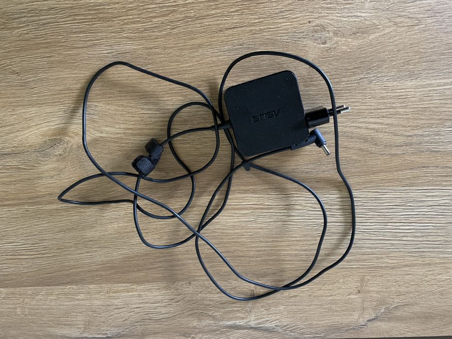 Asus UX410 i5-7200U 16 GB RAM 256 SSD