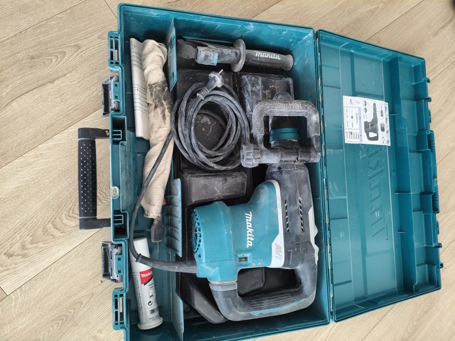 Makita młotowiertarka HR 4013C