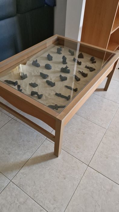 Mesa centro em madeira