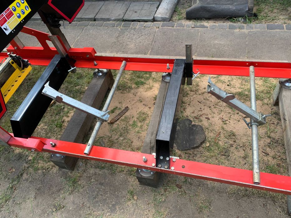 Trak taśmowy poziomy