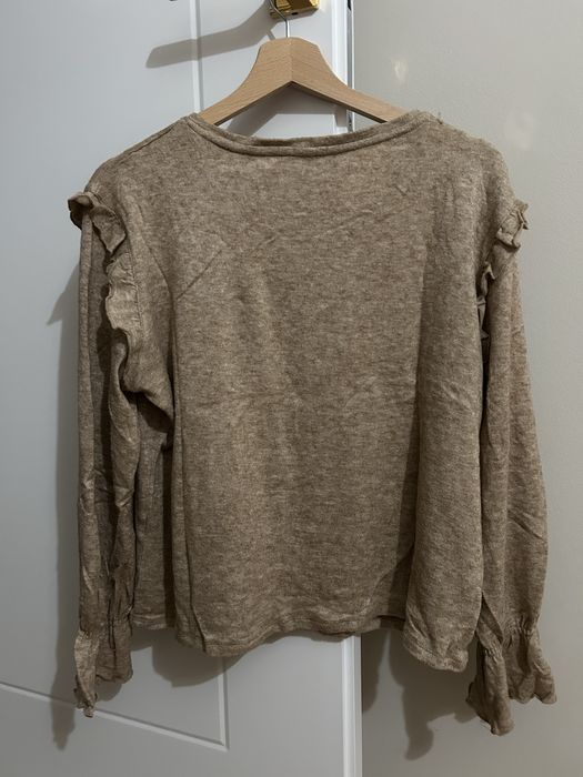 Rozciagliwy cienki sweterek stradivarius L