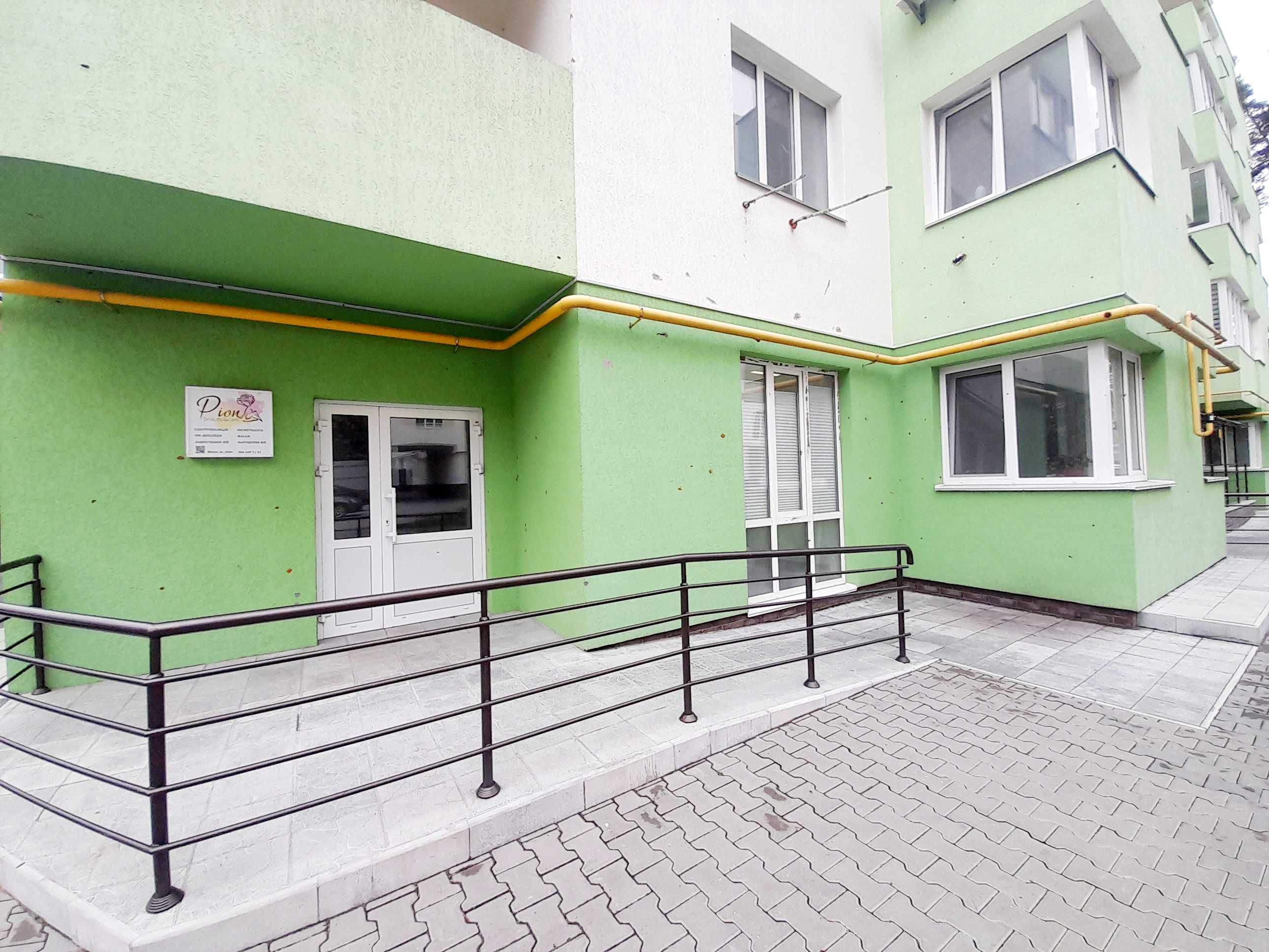КОМЕРЦІЯ 40м2 з ремонтом . ЦЕНТРАЛЬНА локація міста. 43000
