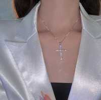 Модное женское ожерелье с подвеской-крестом