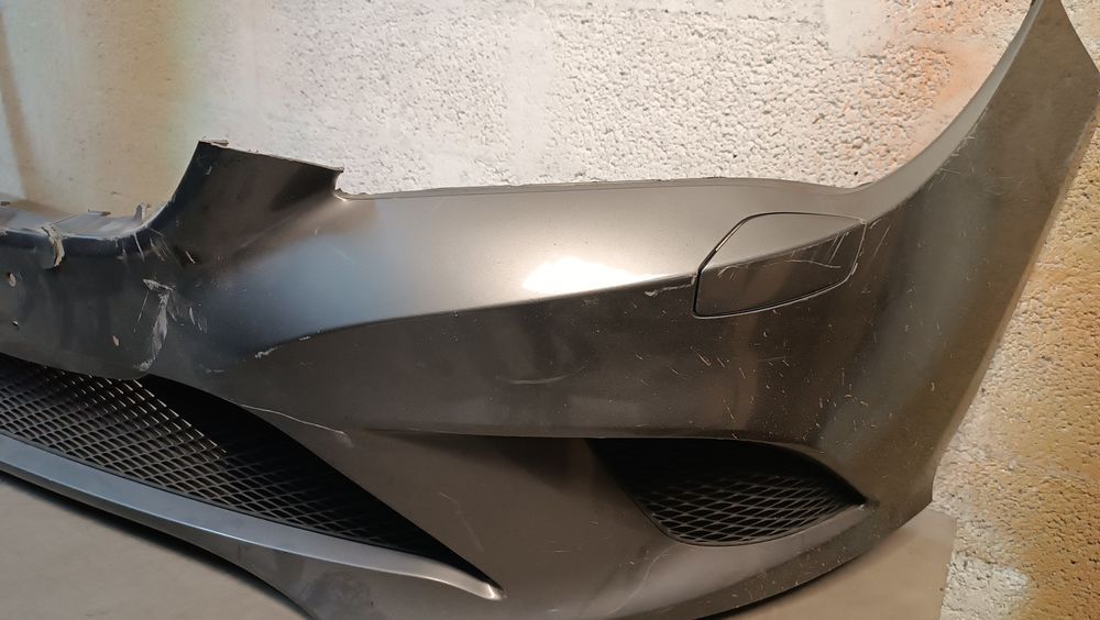 Vendo grelhas de Mercedes Benz CLA C117 ano 2012/16