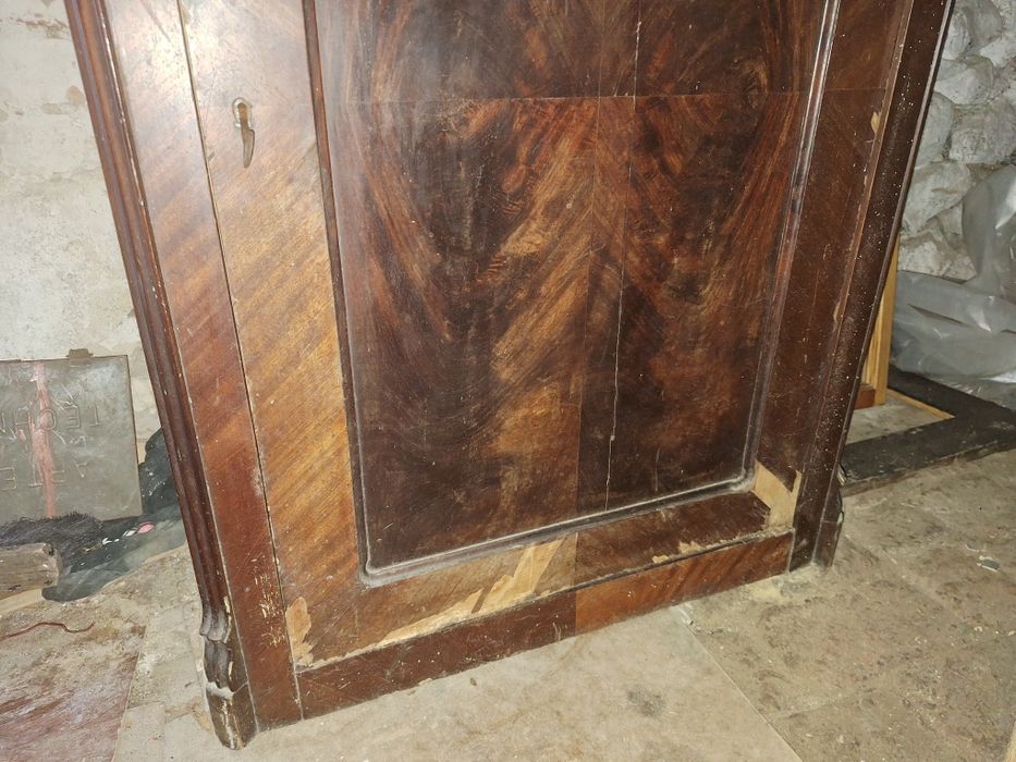 Stara bieliźniarka ludwikowska