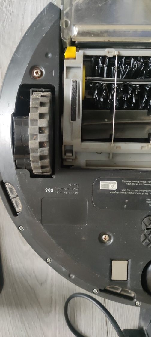 iRobot 5 sztuk uszkodzone