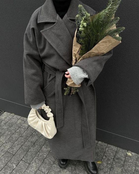 Пальто сіре шерстяне