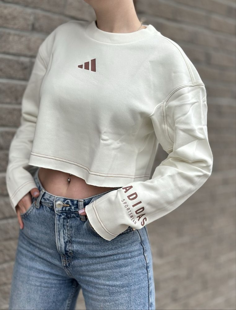 Жіночий світшот Adidas ALL SZN CROP GRAPHIC (розмір S - M)