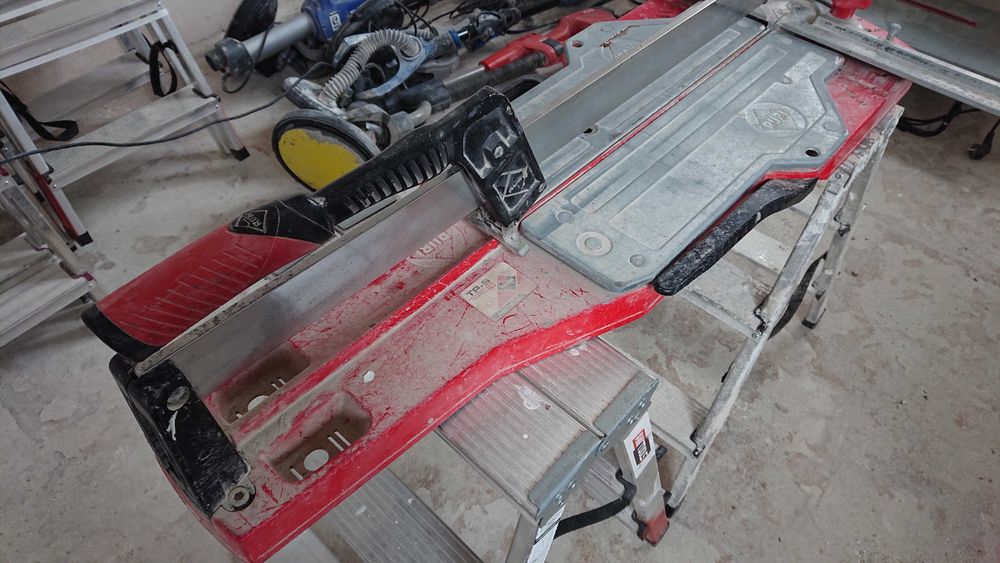 Przecinarka ręczna do płytek ceramicznych RUBI TP-75-S