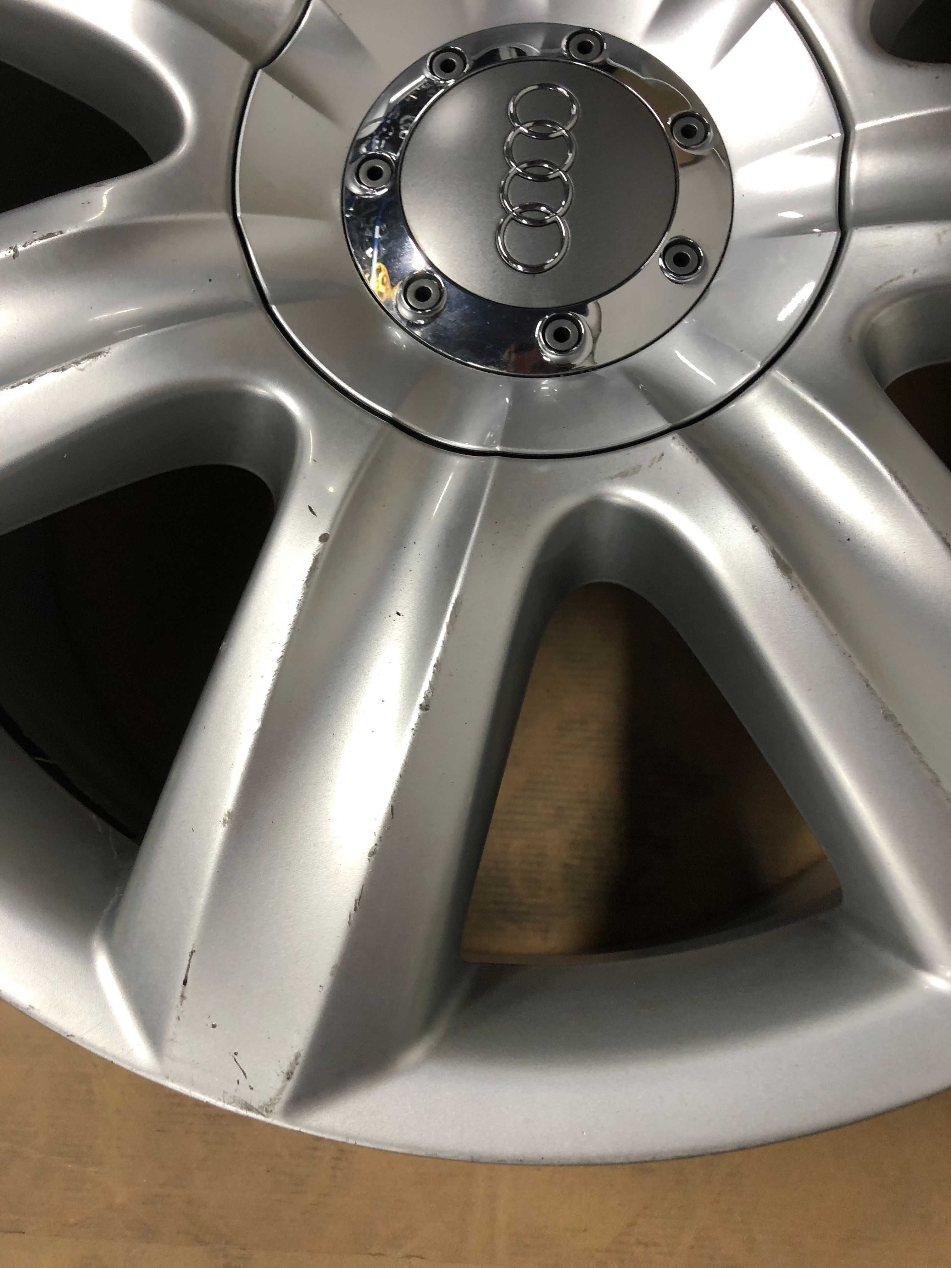 Felga pojedyncza AUDI Q7 4L0 8,5J x 19 ET62 5x130