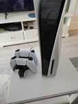 Playstation 5 z napędem + 2 pady i ładowarka