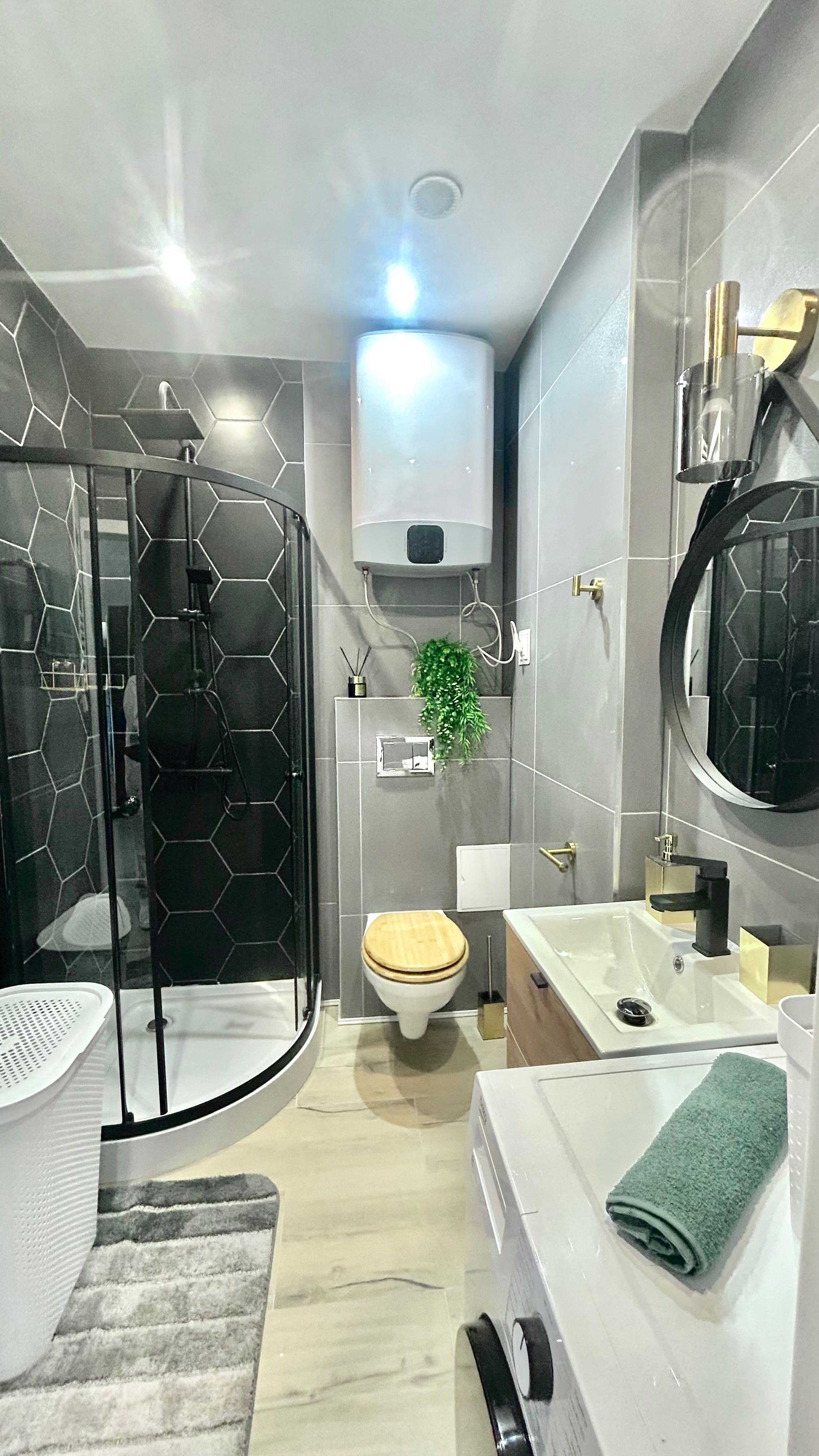 Piękny Nowy Apartament w centru Katowic c.o miejskie. Bez pośredników