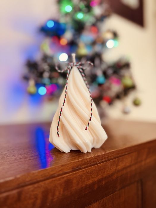 Świąteczna świeca sojowa Meggi Choinka 100% wosk sojowy handmade