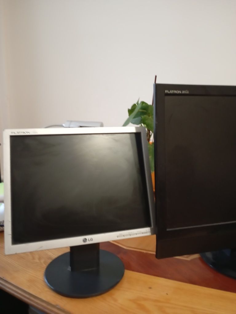 Монитор LG 15 Flatron,рабочий