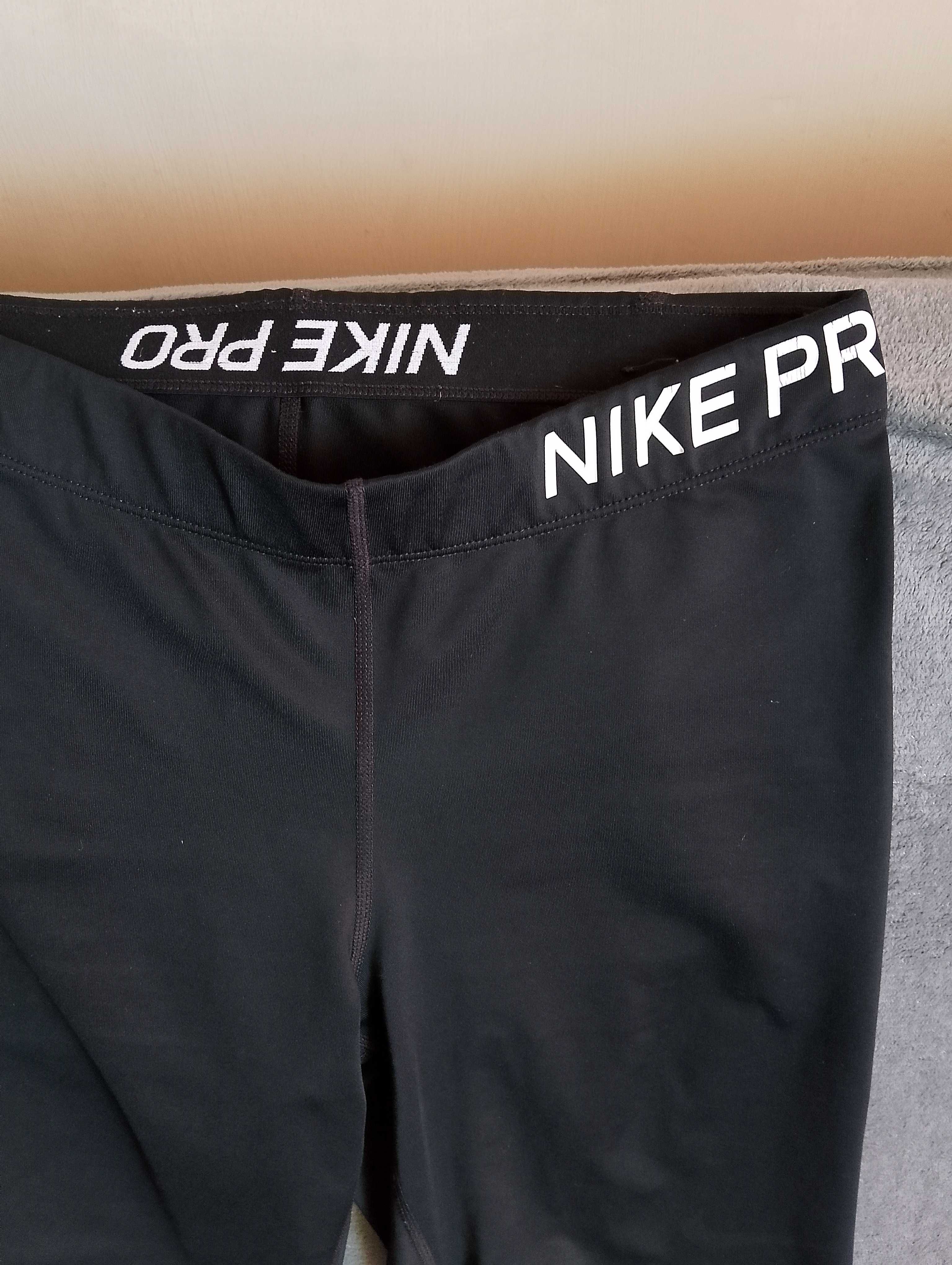 NIKE. Legginsy damskie.