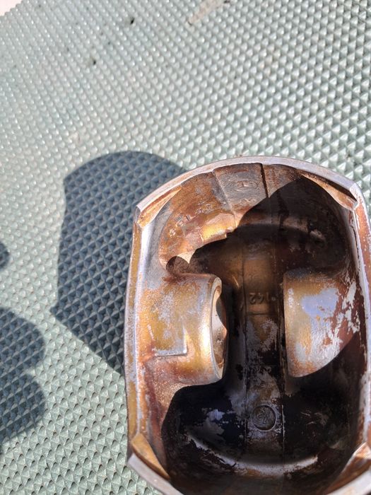 Поршень мерседес м 112 2.8 бензин